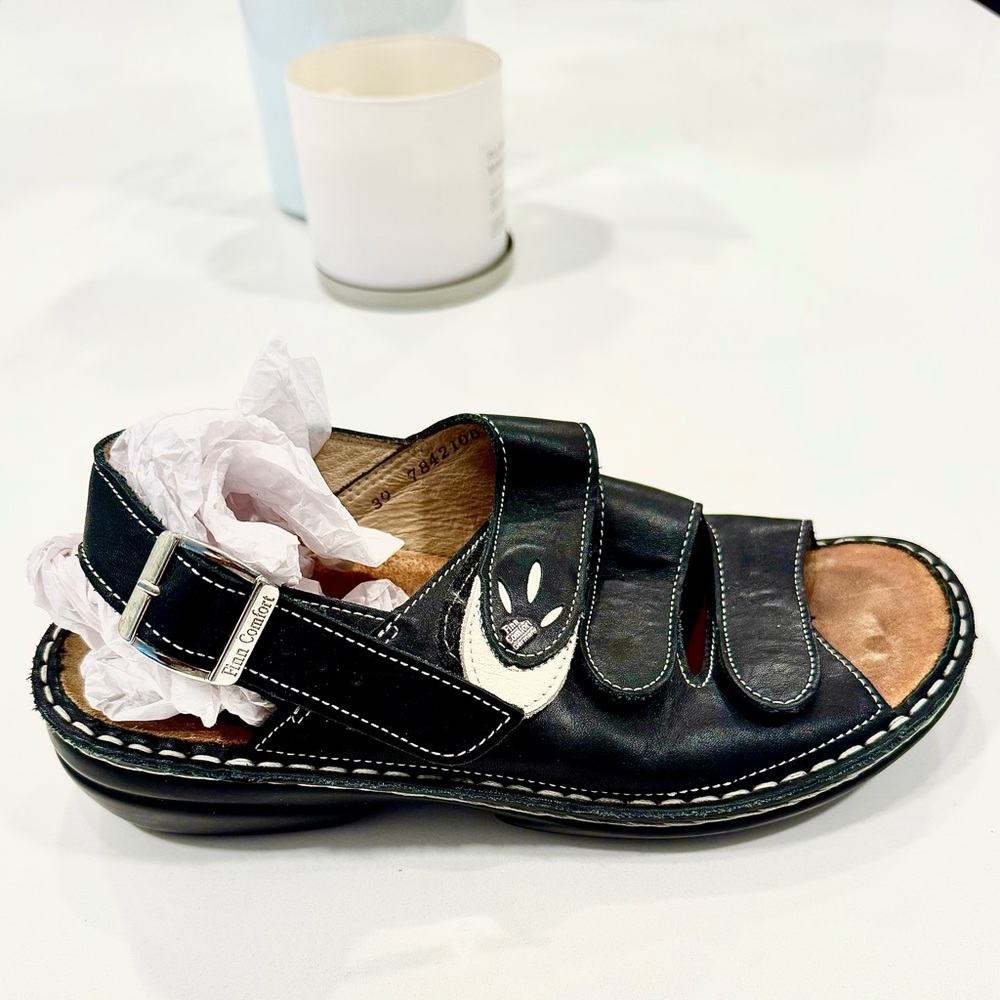 Finn Comfort Gomera Womens Sandals Leather strappy comfort EU 39 US 8 EUC
